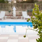 לינה וארוחת בוקר Templi La Piscina