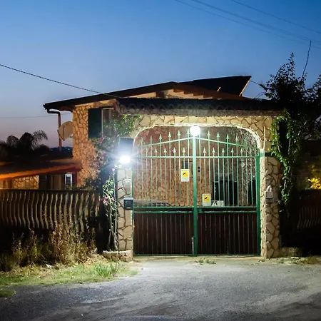 Templi La Piscina Bed & Breakfast