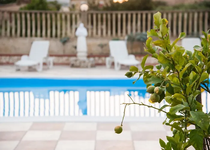 Bed & Breakfast Templi La Piscina