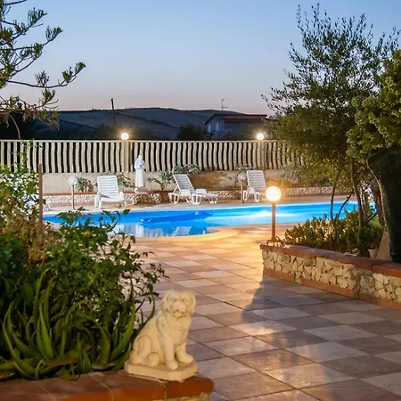 Templi La Piscina 2*