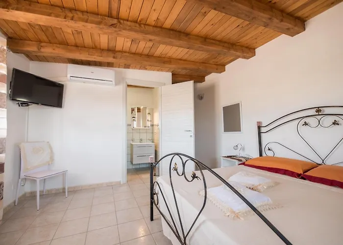 Bed & Breakfast Templi La Piscina